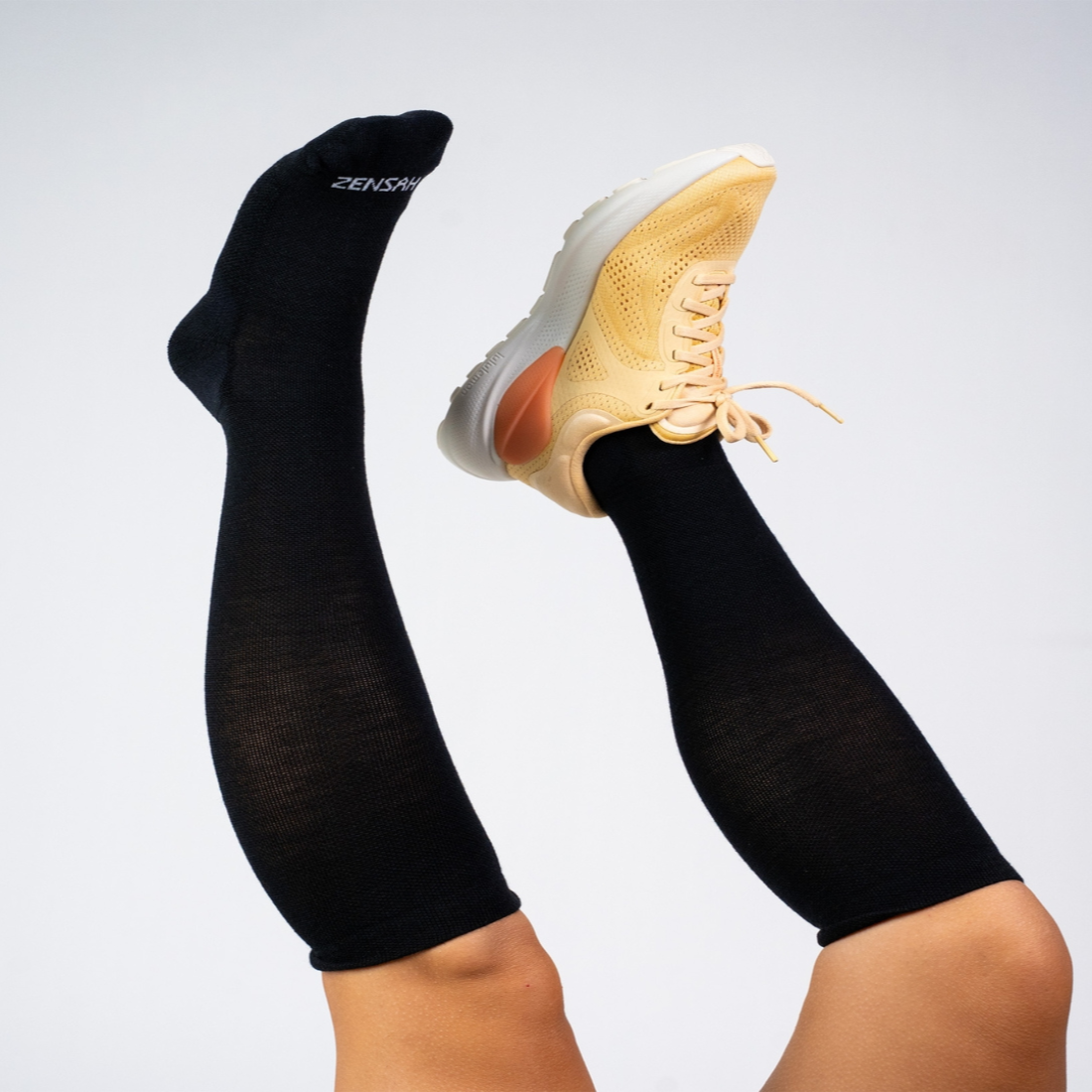 Alpaca Compression Knee-High Sock (15–20 mmHg)