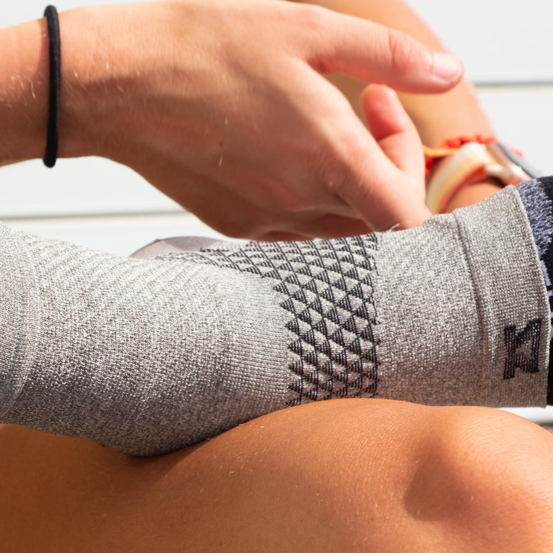 PF Compression Sleeve (Single)Compression Sleeves - Zensah