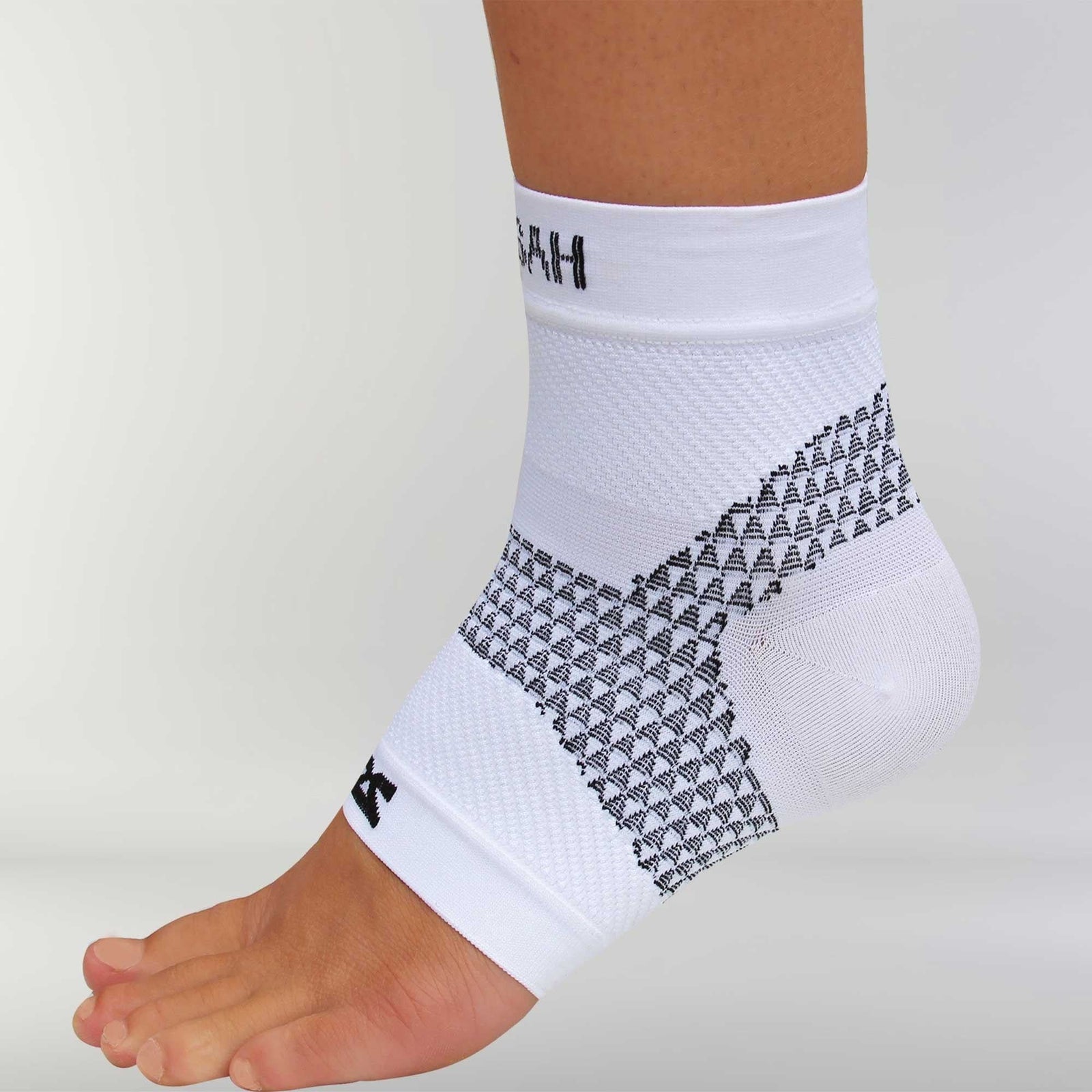 PF Compression Sleeve (Single)Compression Sleeves - Zensah