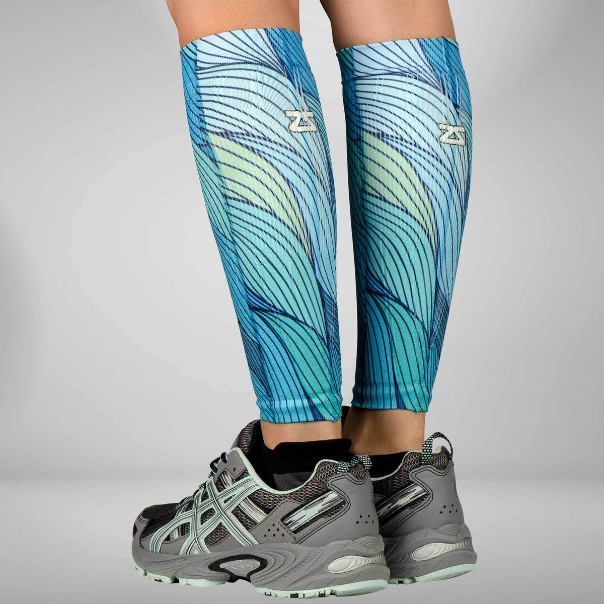 Abstract Waves Compression Leg SleevesLeg Sleeves - Zensah