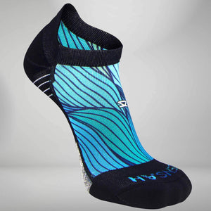Abstract Waves Socks (No Show)Socks - Zensah