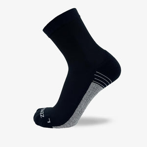 Black Shakeout Socks (Mini Crew)Socks - Zensah