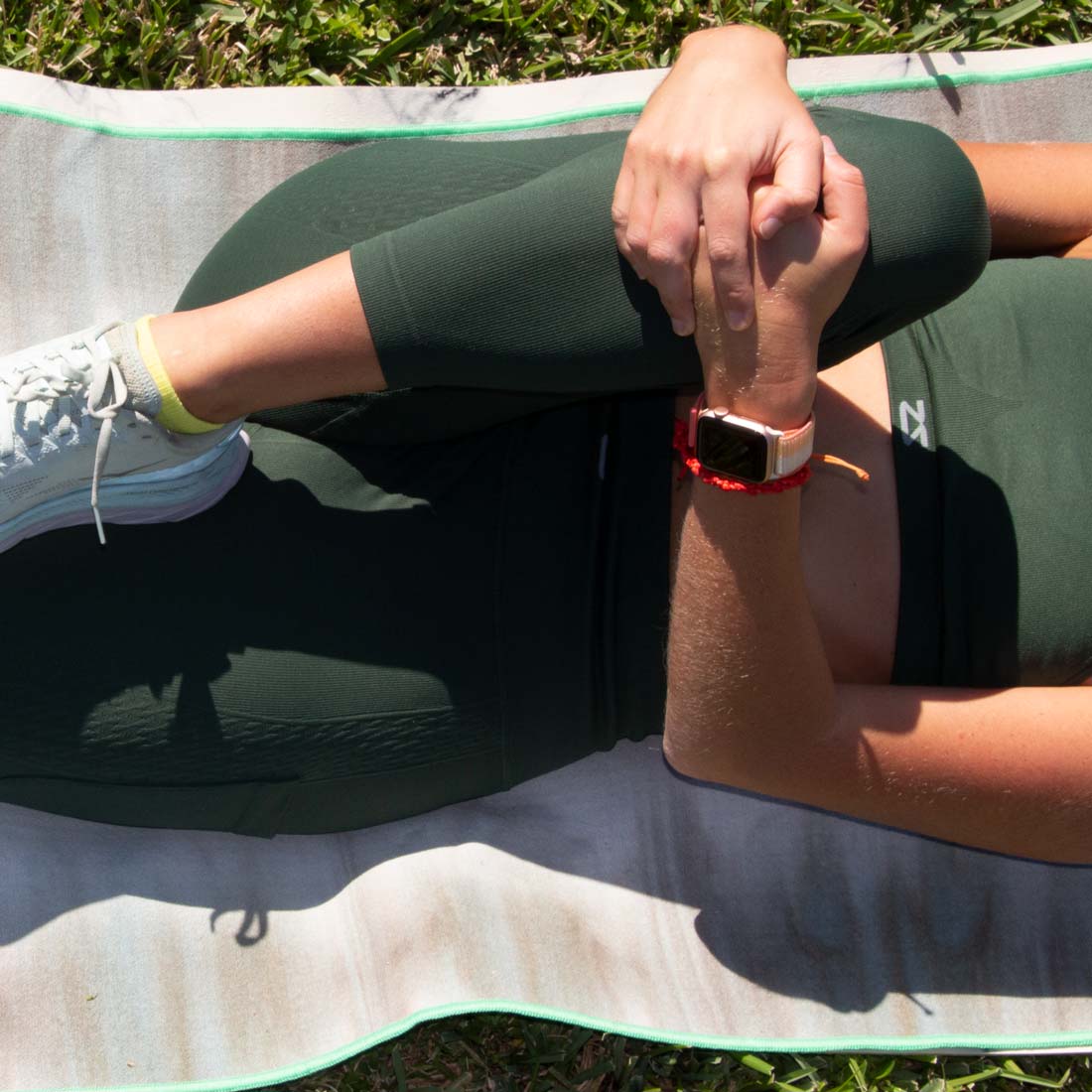 Seamless High-Waisted 7/8 Running LeggingsCompression Bottoms - Zensah