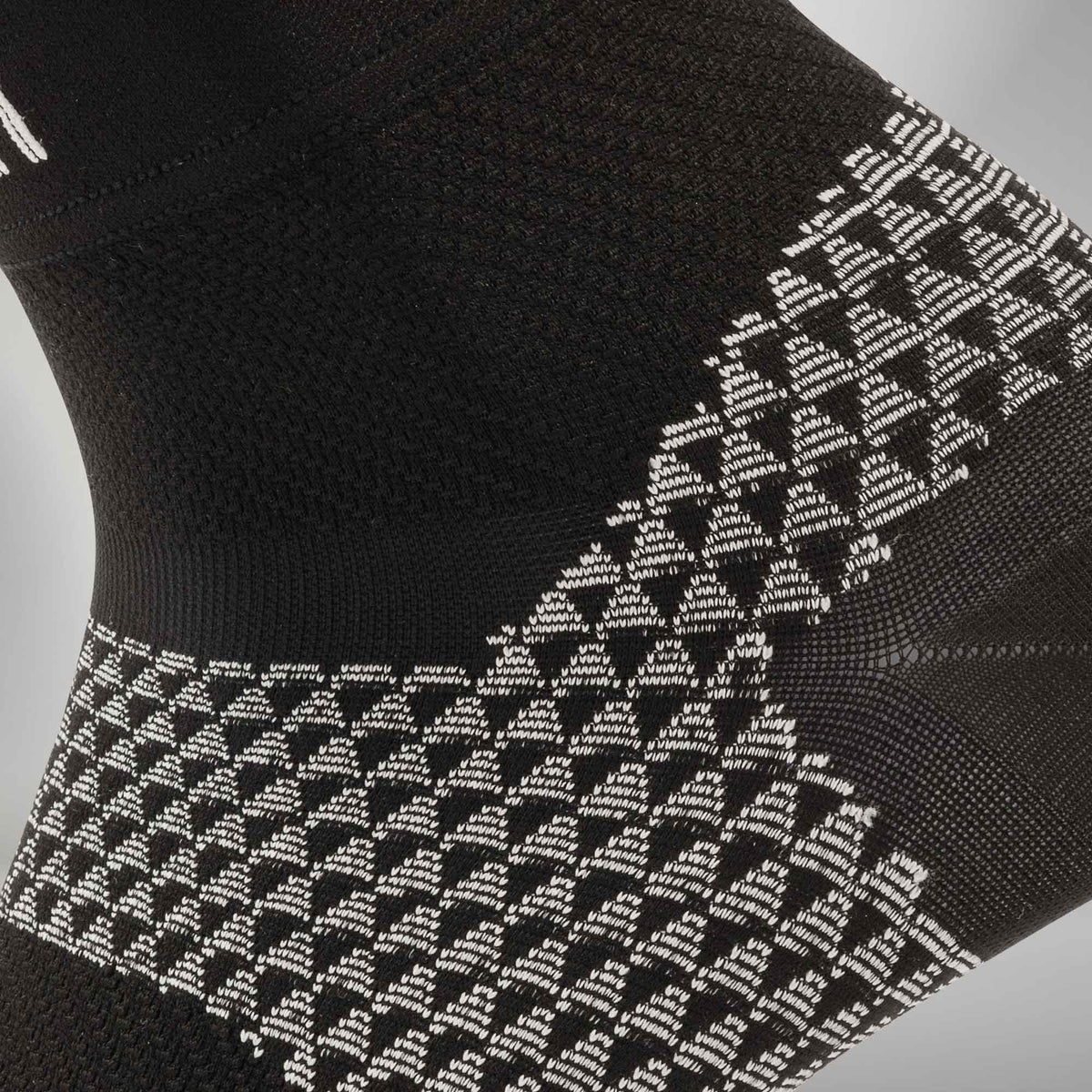 PF Compression Sleeve (Single)Compression Sleeves - Zensah