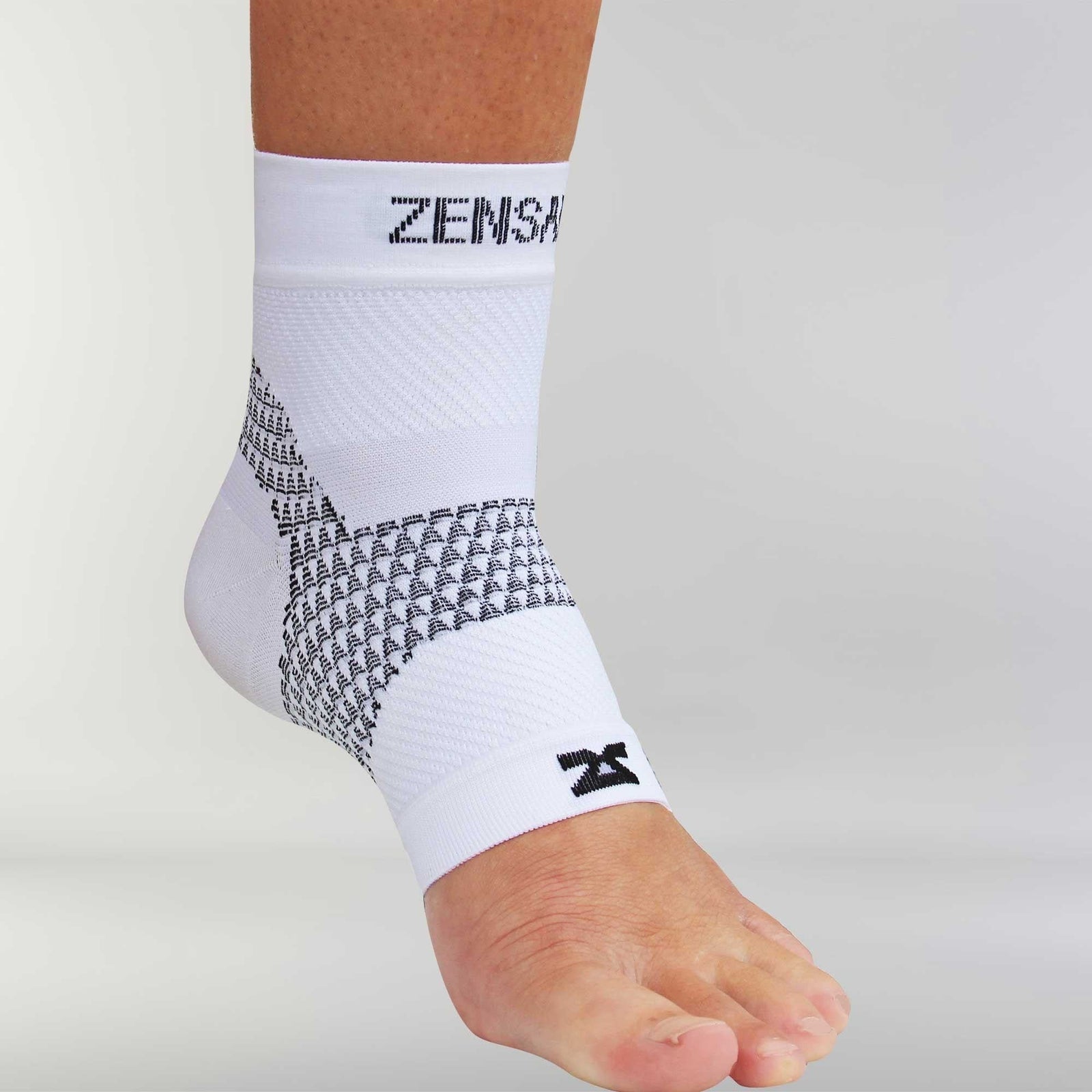 PF Compression Sleeve (Single)Compression Sleeves - Zensah